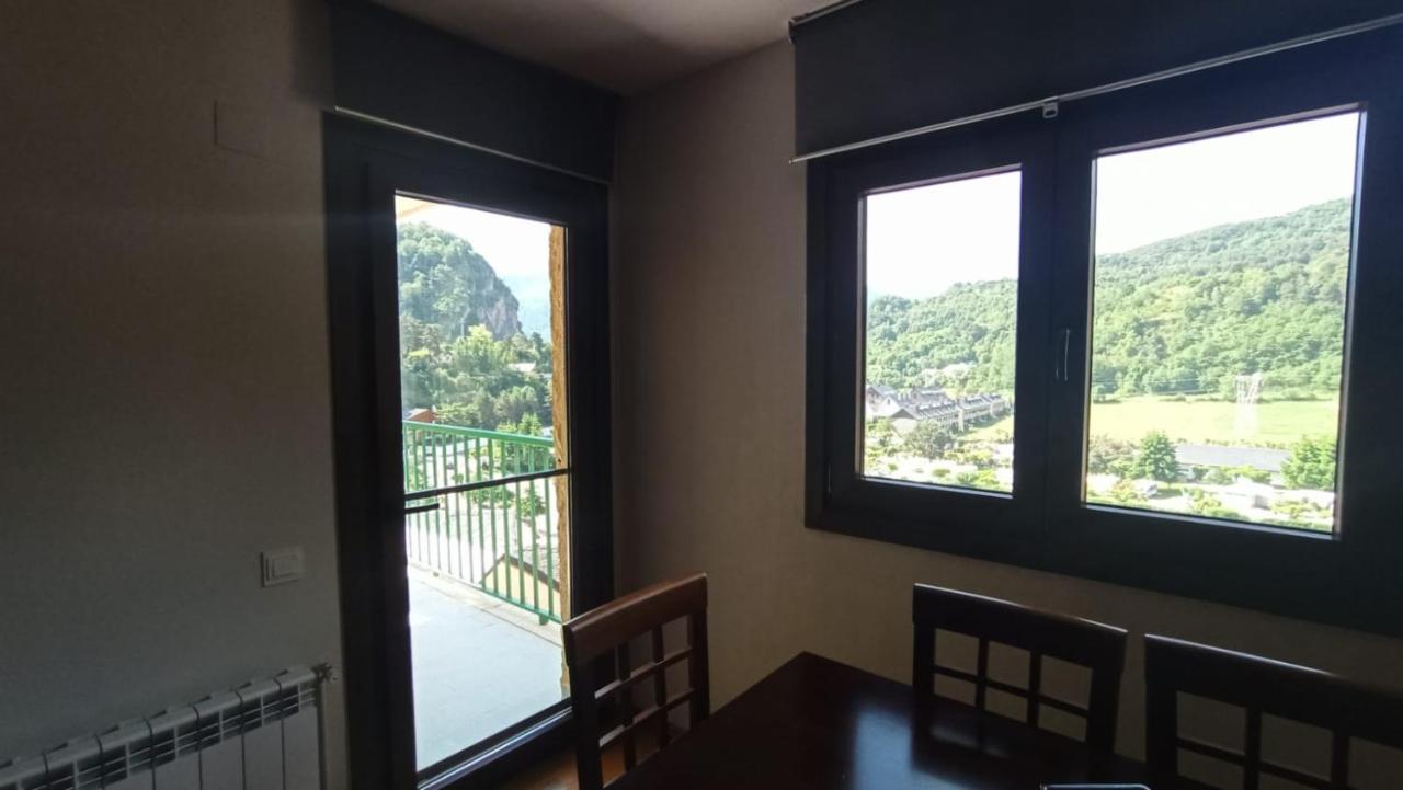 Apartmán Mirador De Sanvi Escarrilla Exteriér fotografie