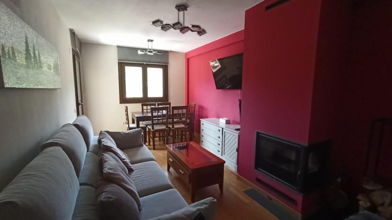 Apartmán Mirador De Sanvi Escarrilla Exteriér fotografie
